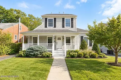 84 Beacon Blvd, Keansburg, NJ 07734
