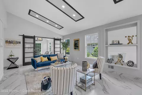 17 Ivy Hill Rd, Lakewood, NJ 08701