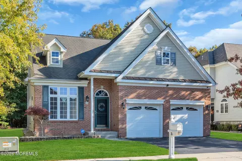 20 Quincy Ter, Barnegat, NJ 08005