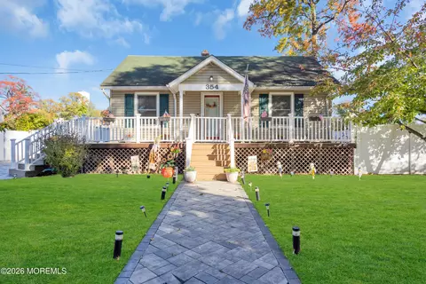 354 Beverly Dr, Cliffwood Beach, NJ 07735