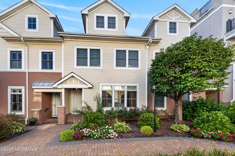 7 Grove Ct #24, Asbury Park, NJ 07712