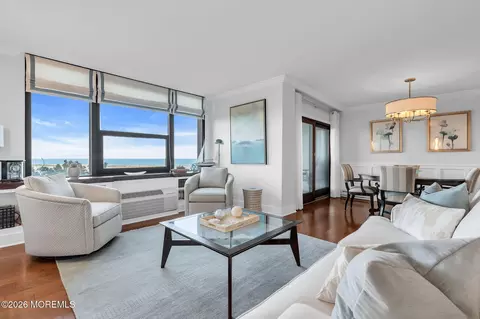 1 Scenic Dr #408, Highlands, NJ 07732