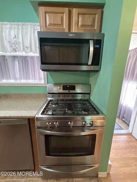 Kitchen - 16 Dixie Ln # D, Jackson, NJ 08527 photo 1 of 5
