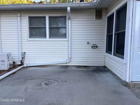 Exterior - 16 Dixie Ln # D, Jackson, NJ 08527 photo 2 of 3
