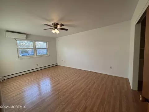 Living - 16 Dixie Ln # D, Jackson, NJ 08527 photo 3 of 3