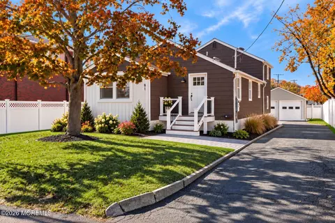 81 Curtis Pl, Manasquan, NJ 08736