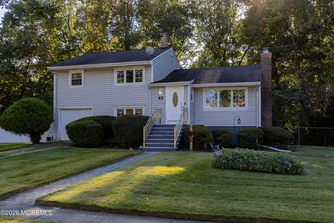 80 Stephenville Blvd, Red Bank, NJ 07701
