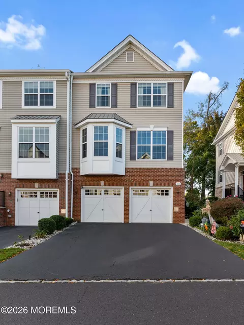201 Yale Blvd, Shrewsbury, NJ 07702