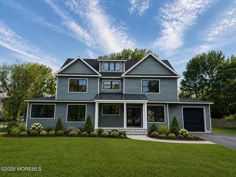 19 Pease Rd, Manalapan, NJ 07726