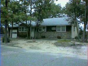 838 Alpine St, Lakewood, NJ 08701 photo 1