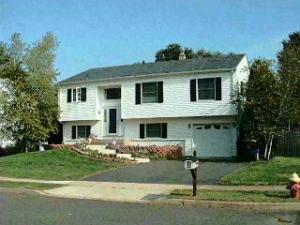 22 Ledge Ter, Old Bridge, NJ 08857 photo 1