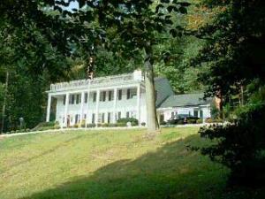 175 Hartshorne, Rumson, NJ 07760 photo 1