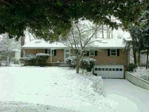 3 Lakeside Dr, Matawan, NJ 07747 photo 1