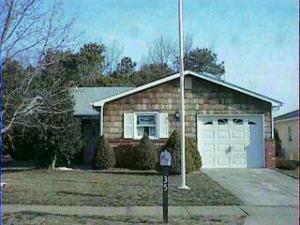 35 Regent Cir, Brick, NJ 08723 photo 1