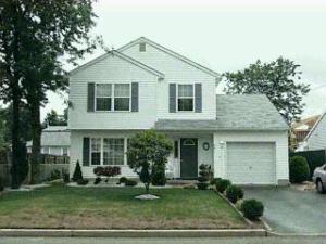 251 Thompson Ave, Middletown, NJ 07748 photo 1