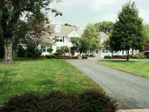 4 Tyson Ln, Rumson, NJ 07760 photo 1