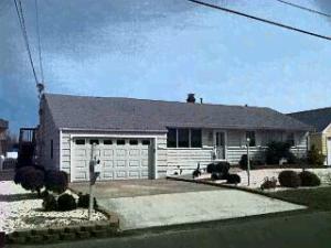 29 Bayview Dr, Waretown, NJ 08758 photo 1