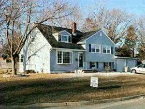 20 Locust Ter, Middletown, NJ 07748 photo 1