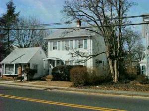 82 Main St, Matawan, NJ 07747 photo 3