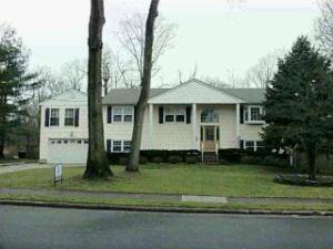 9 Dora Ct, Leonardo, NJ 07737 photo 1