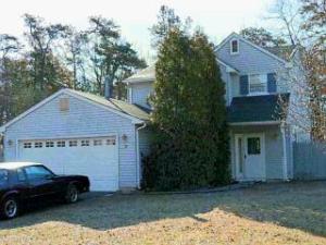 70 Heritage Dr, Howell, NJ 07731 photo 1