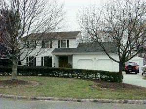 62 Pearl St, Middletown, NJ 07748 photo 1