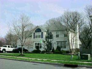 9 Christopher Ct, Matawan, NJ 07747 photo 1