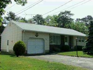 392 Tennesse Dr, Brick, NJ 08723 photo 1