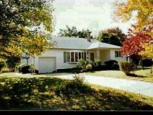 10 Acker Dr, Middletown, NJ 07748 photo 1