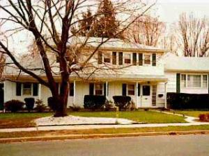 5 Raphael Pl, Middletown, NJ 07748 photo 1