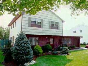 55 Briscoe Ter, Hazlet, NJ 07730 photo 1
