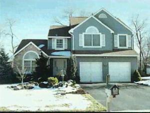 5 Ithaca Ct, Matawan, NJ 07747 photo 1