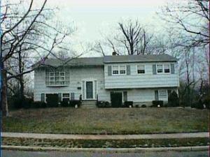16 Danemar Dr, Middletown, NJ 07748 photo 1