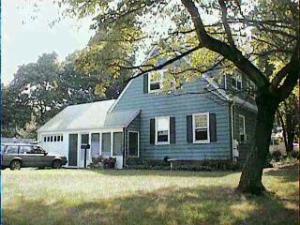 40 Weldon Rd, Matawan, NJ 07747 photo 1