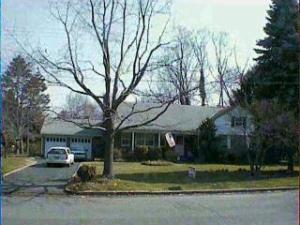 19 Edgemere Dr, Matawan, NJ 07747 photo 1