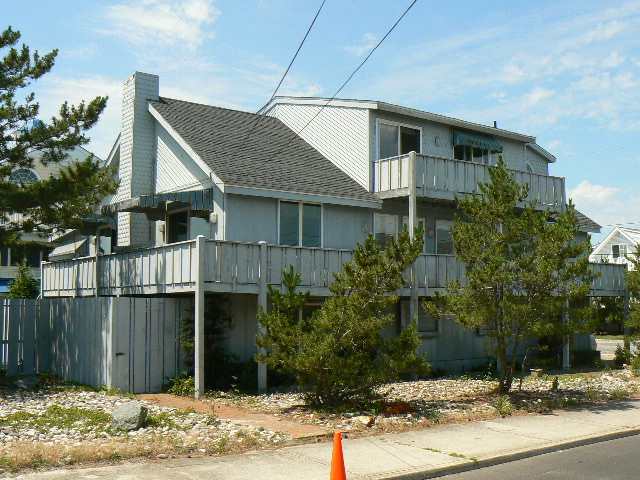 2 E Seaview Ave, Strathmere, NJ 08248 photo 1