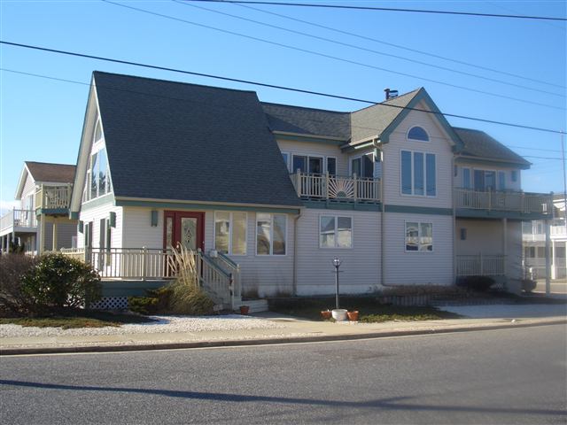 294 6th St, Avalon, NJ 08202 photo 1