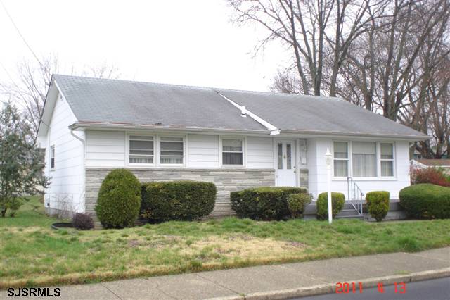 9 Merion Dr, Somers Point, NJ 08244 photo 1