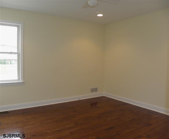 121 N Hanover Ave, Margate City, NJ 08402 photo 10