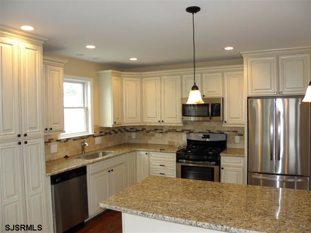 121 N Hanover Ave, Margate City, NJ 08402 photo 5