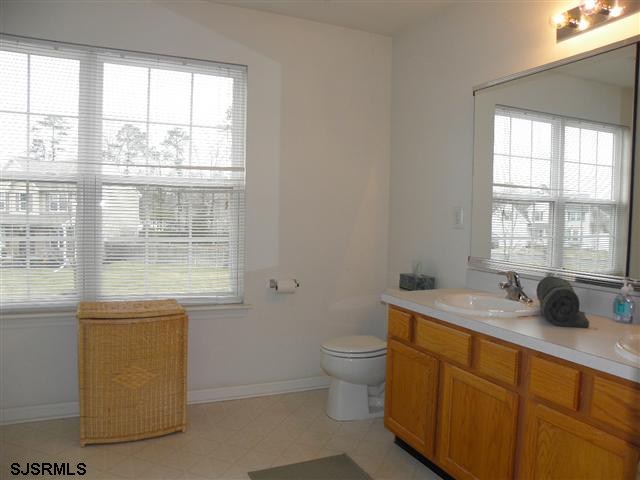 4 Saratoga Rd, Egg Harbor Township, NJ 08234 photo 12