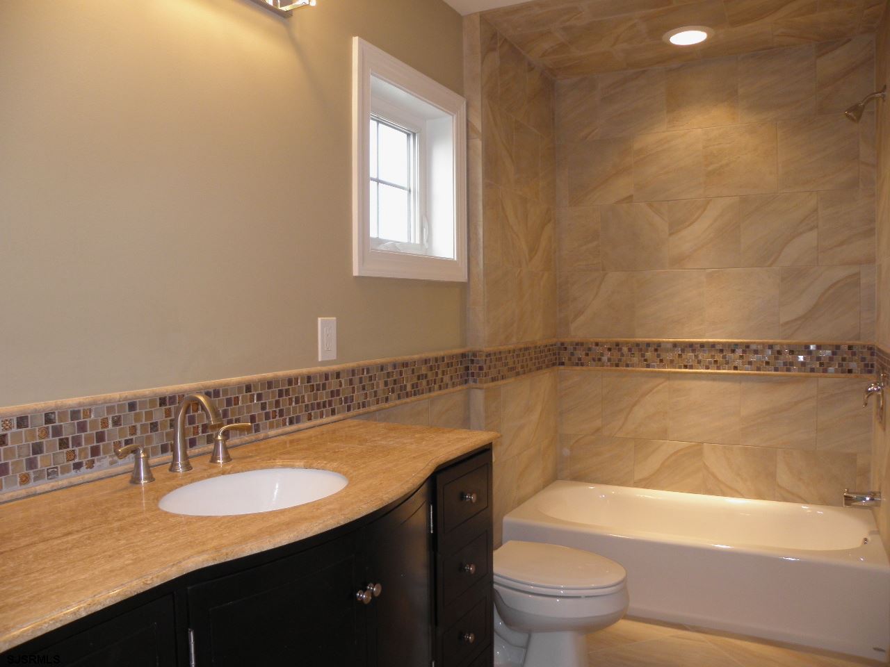 213 N Hanover Ave, Margate City, NJ 08402 photo 16