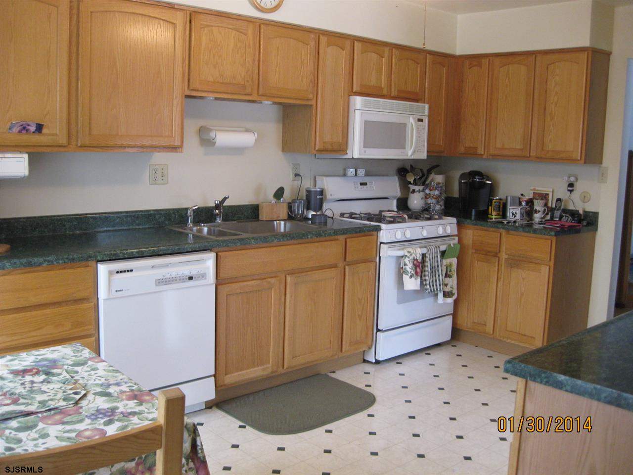 618 Biscayne Ave, Absecon, NJ 08205 photo 3