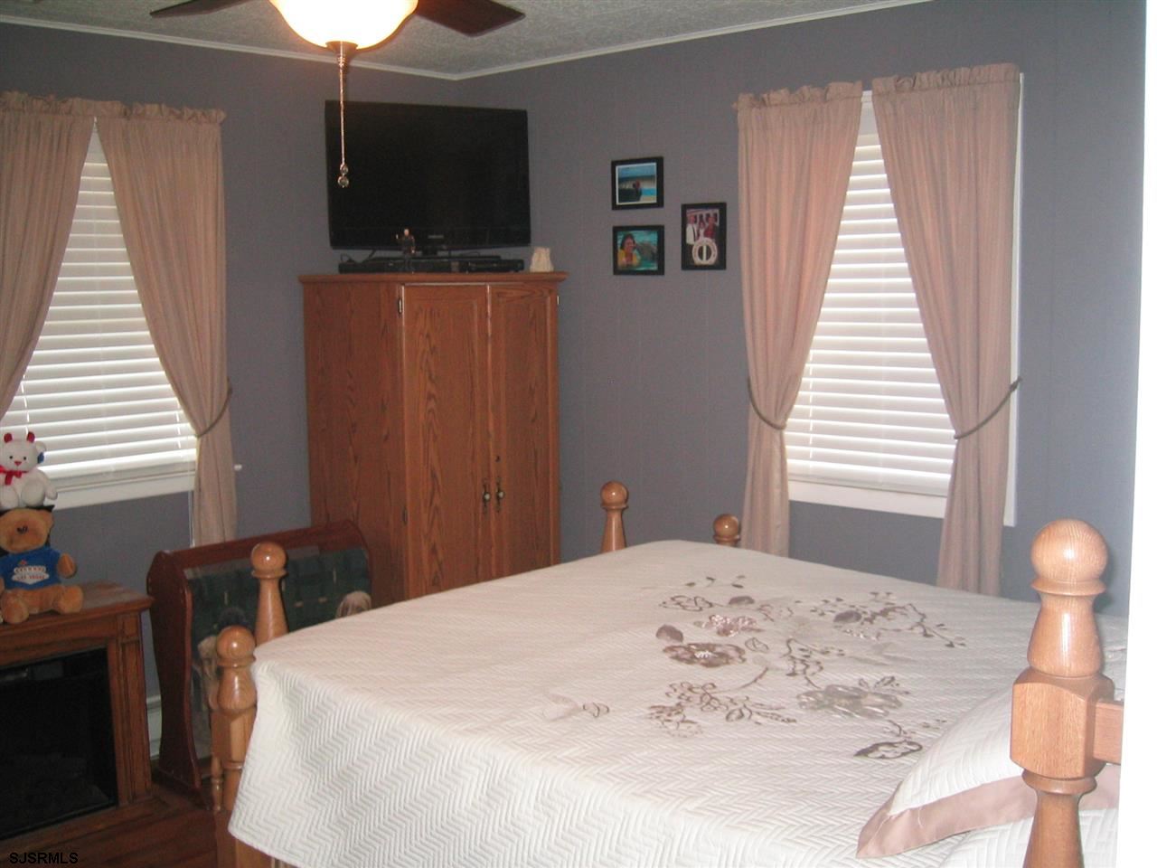 724 Breakers Ave, Absecon, NJ 08201 photo 9