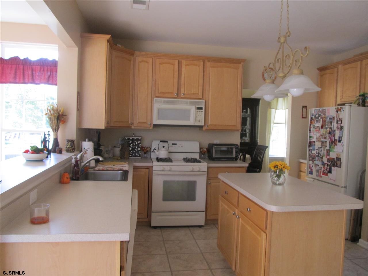454 Exeter Ct, Absecon, NJ 08205 photo 4