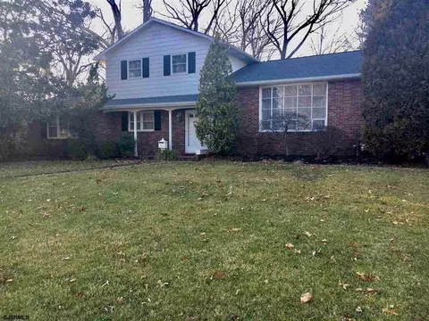 641 E Pleasant St, Hammonton, NJ 08037 photo 1
