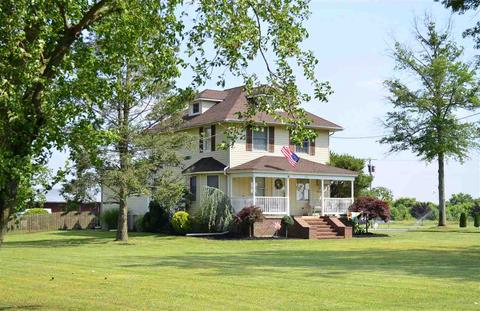 136 Middle Rd, Hammonton, NJ 08037 photo 1