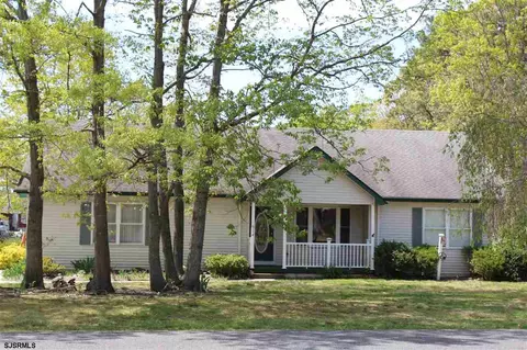 514 Cornwall Dr, Galloway, NJ 08205 photo 1