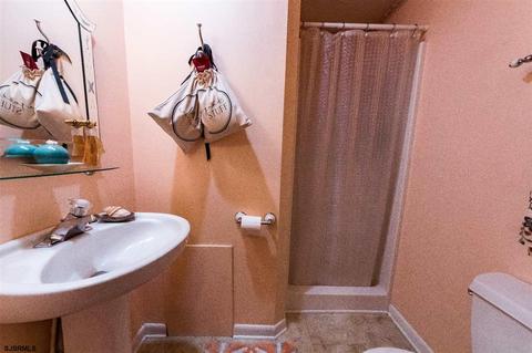 640 E Pleasant St, Hammonton, NJ 08037 photo 10