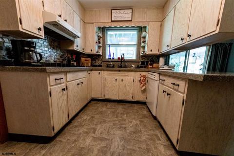 640 E Pleasant St, Hammonton, NJ 08037 photo 4